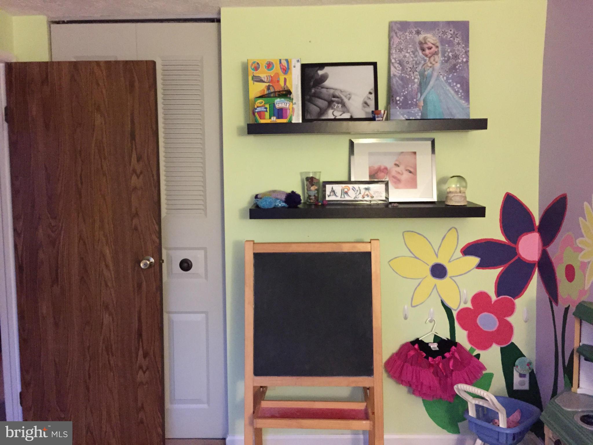 WOODS EDGE TOWNHOME CONDOMINIUMS - Residential Lease