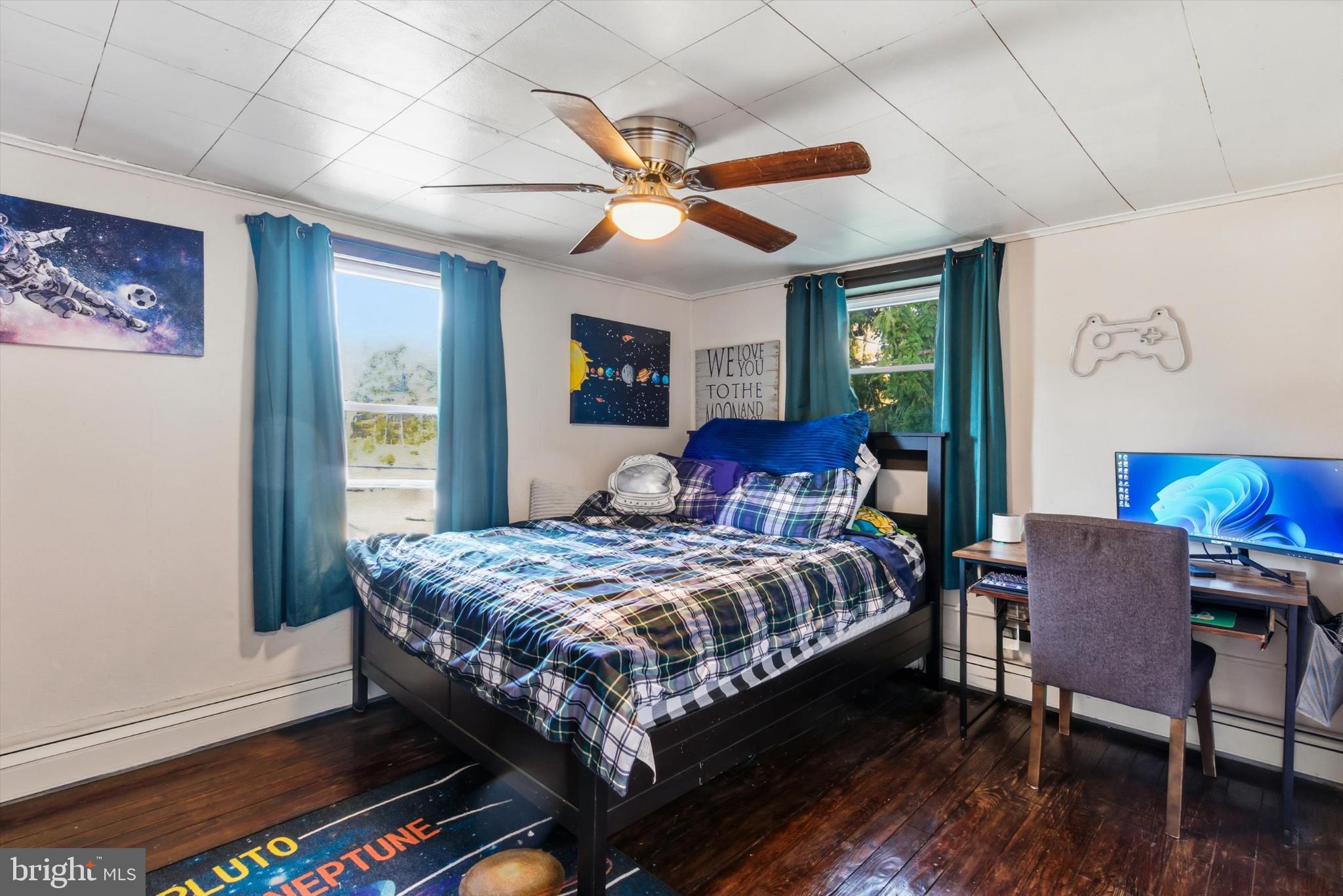 NUGENTOWN - Residential