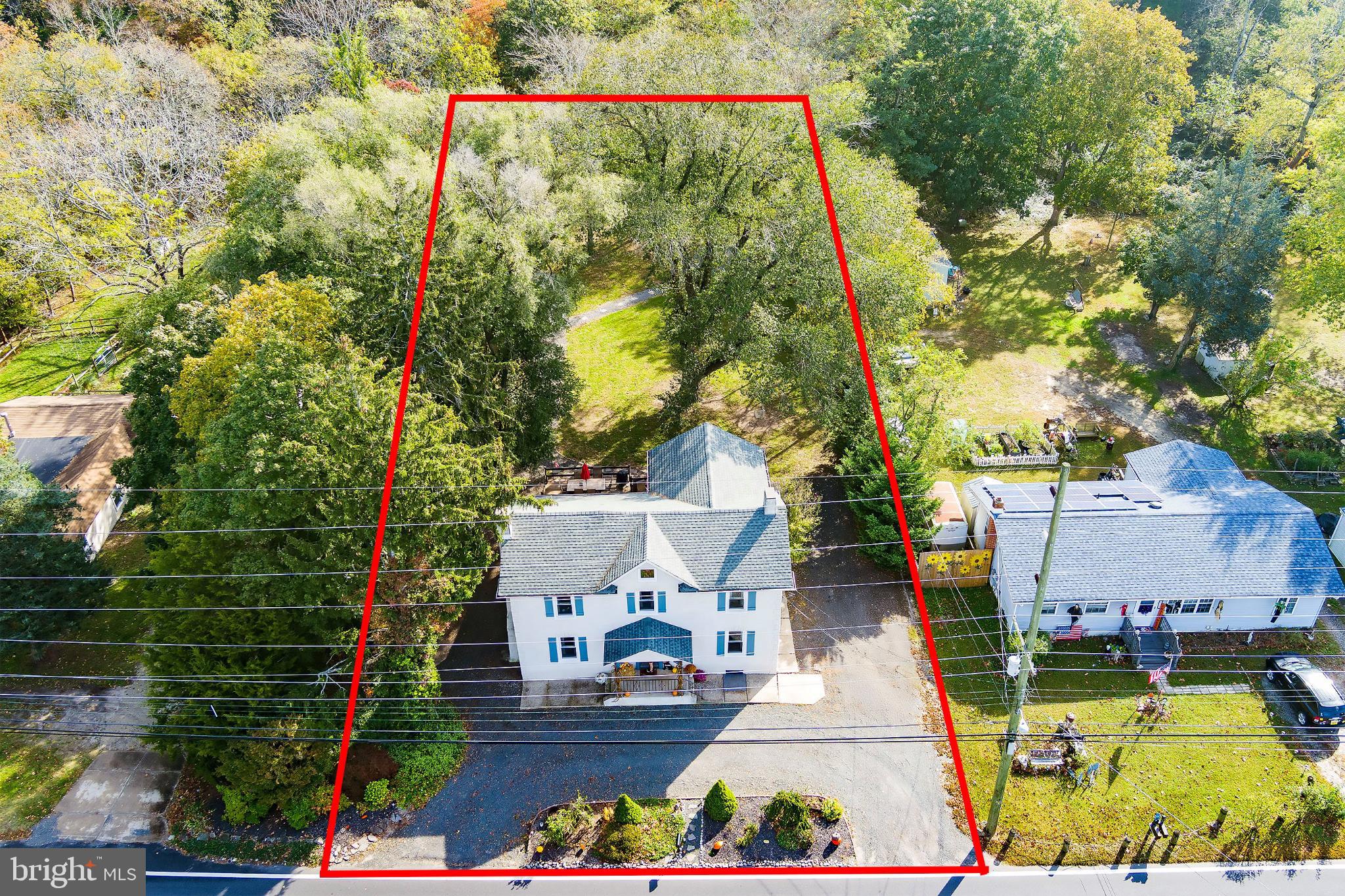 NUGENTOWN - Residential