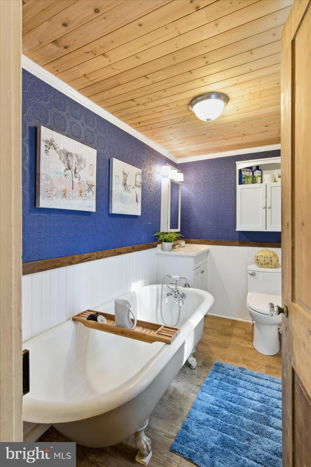 NUGENTOWN - Residential