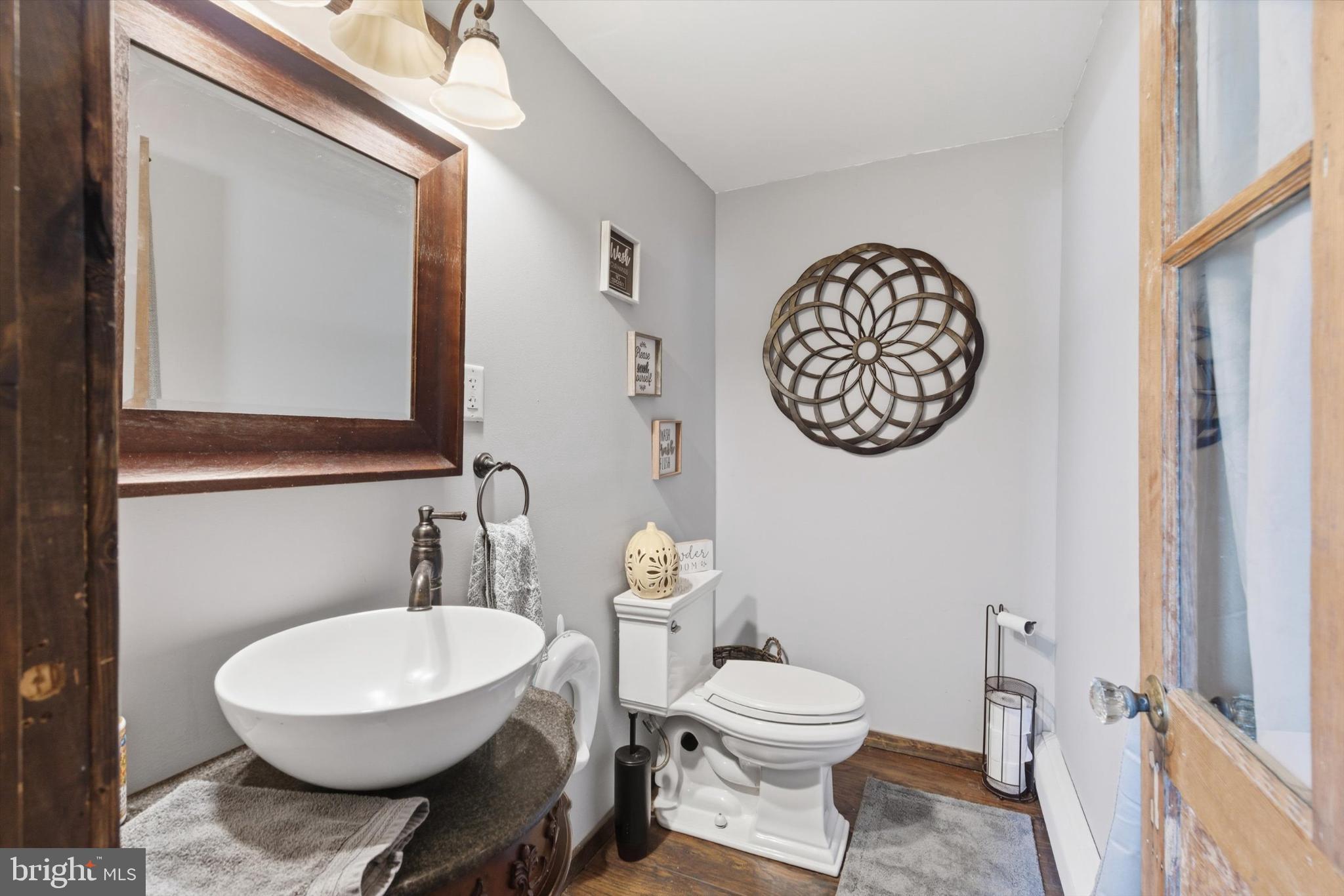 NUGENTOWN - Residential