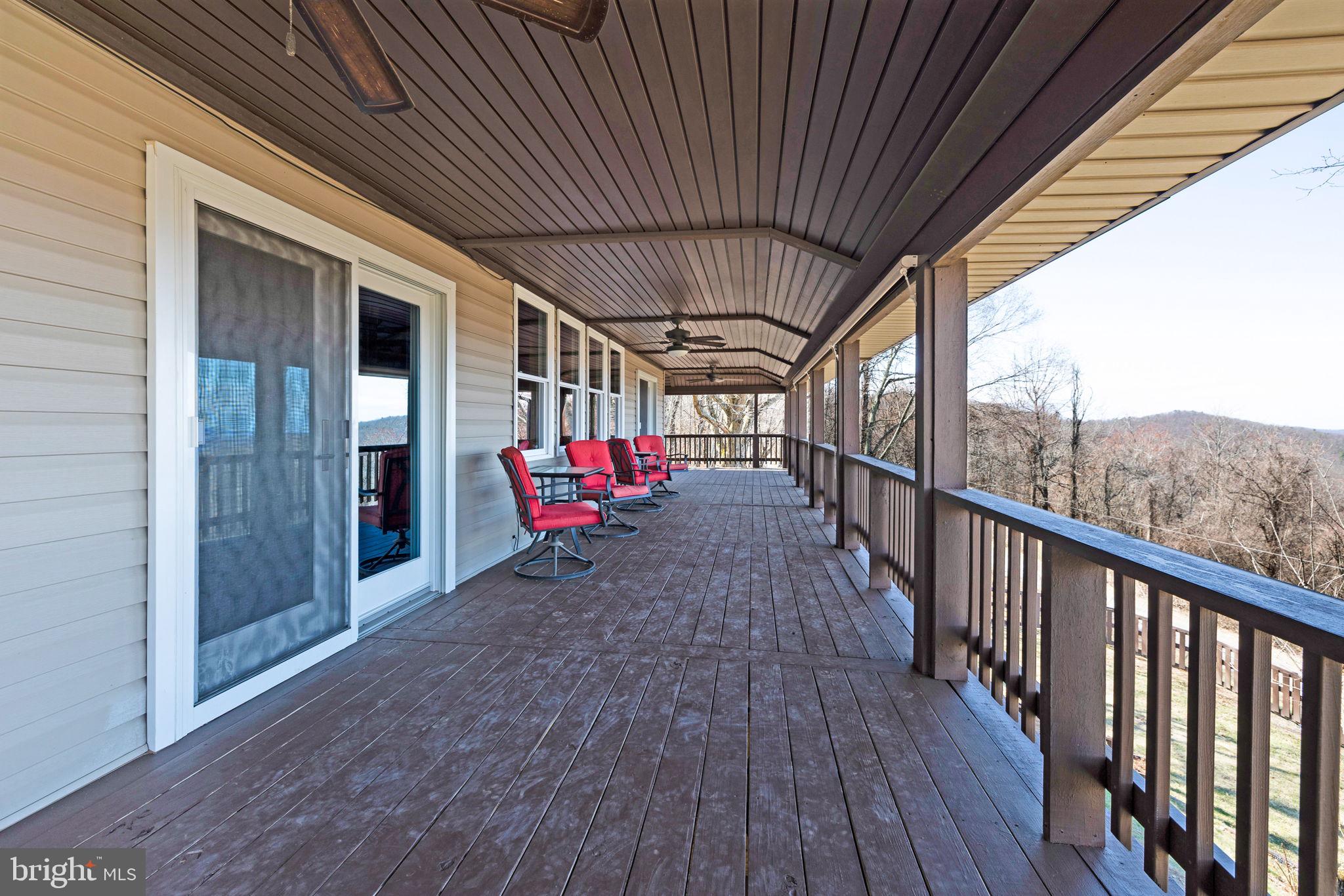 SKYLINE LAKES - Residential