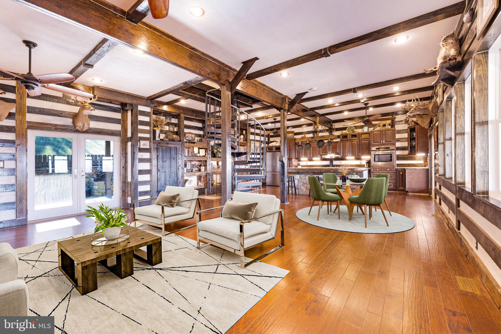 SKYLINE LAKES - Residential