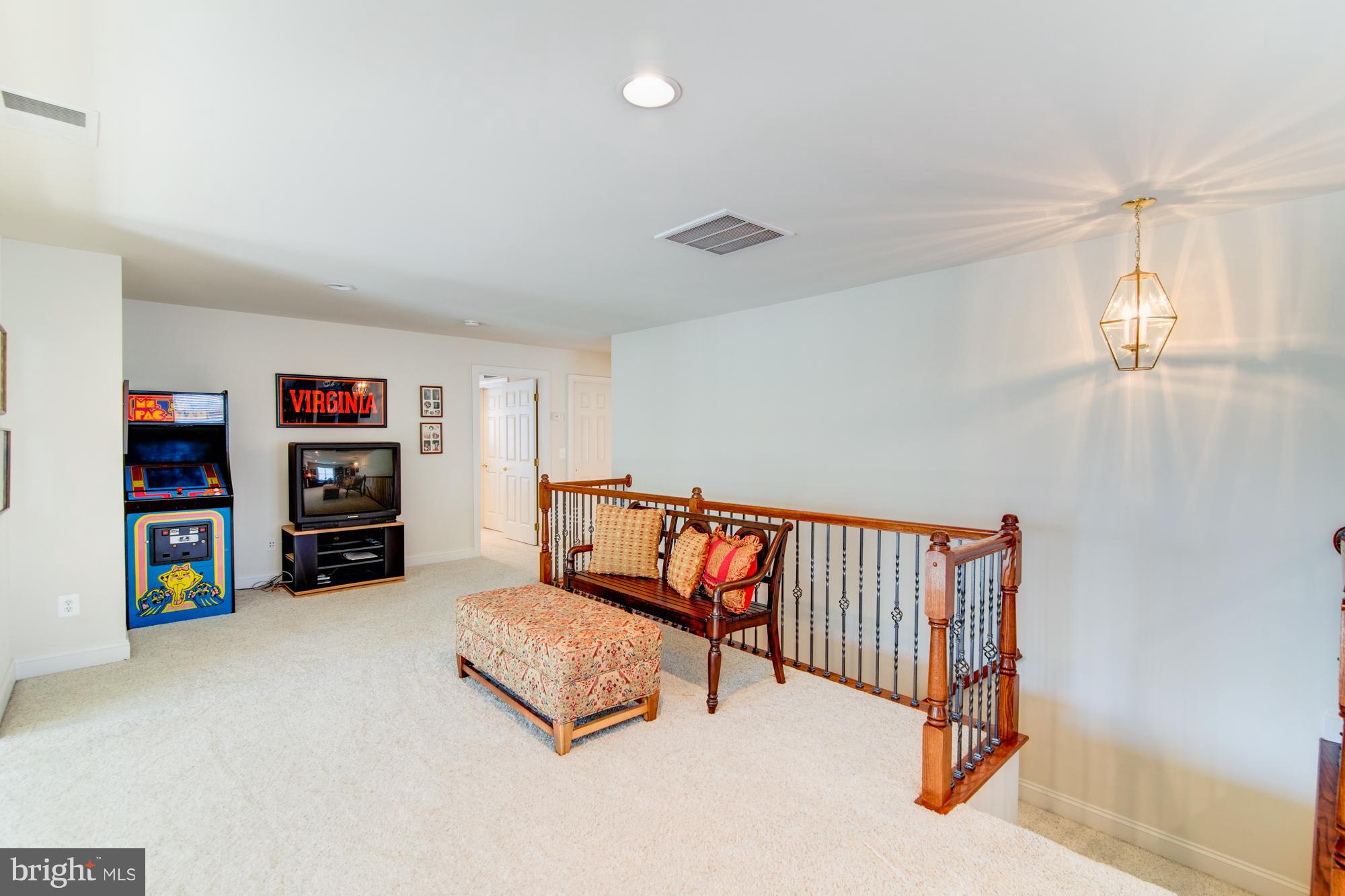 DOMINION VALLEY COUNTRY CLUB - Residential