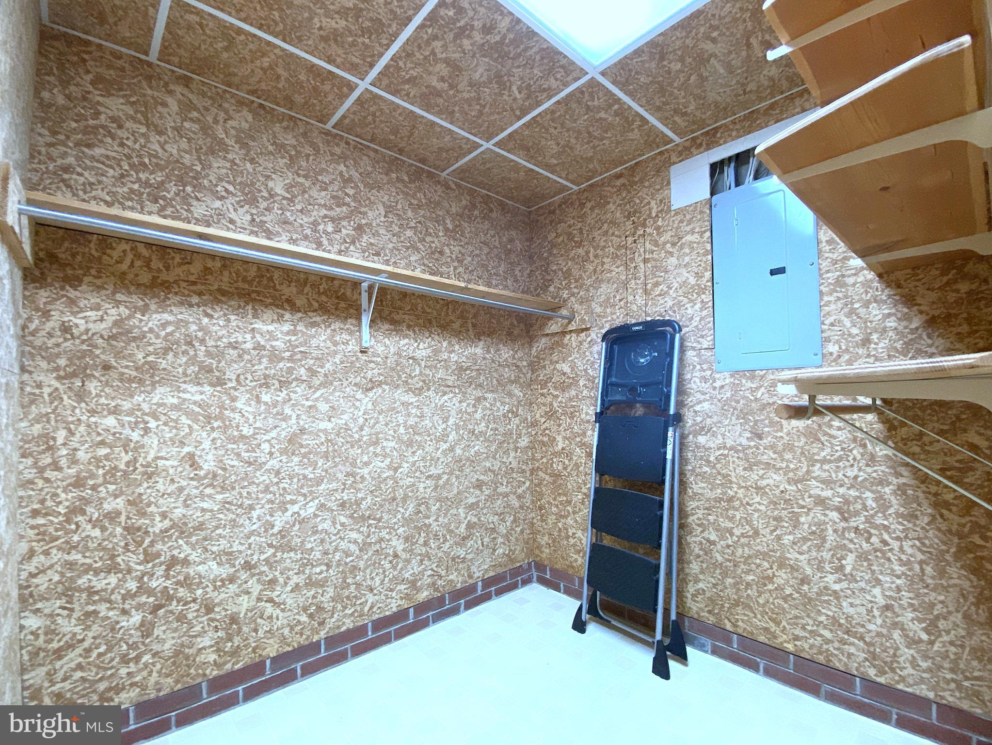 CANTON - Residential Lease