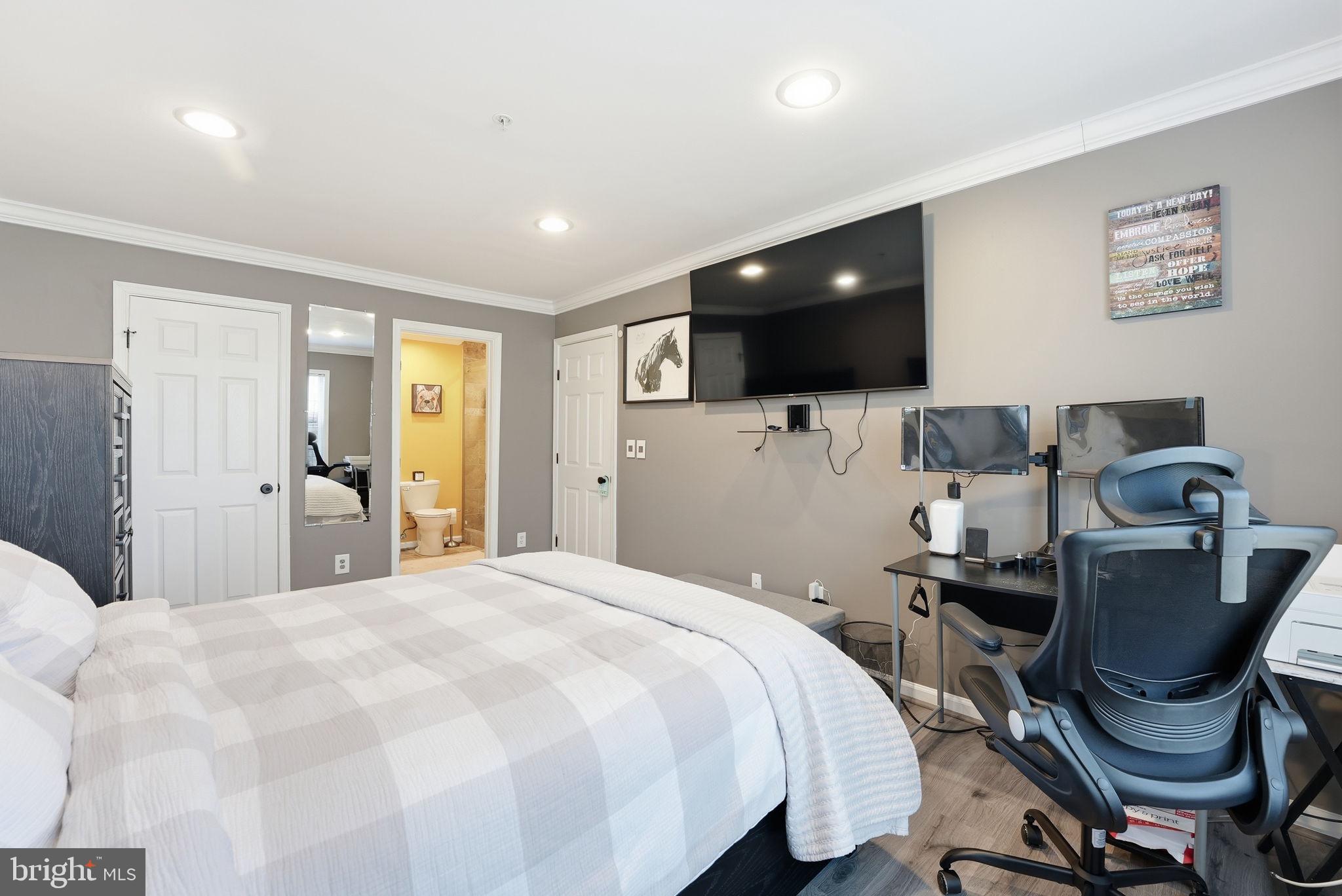 DEVON HILLS CONDO - Residential