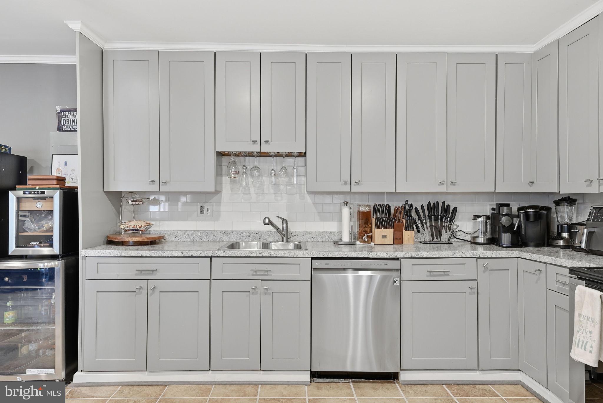 DEVON HILLS CONDO - Residential