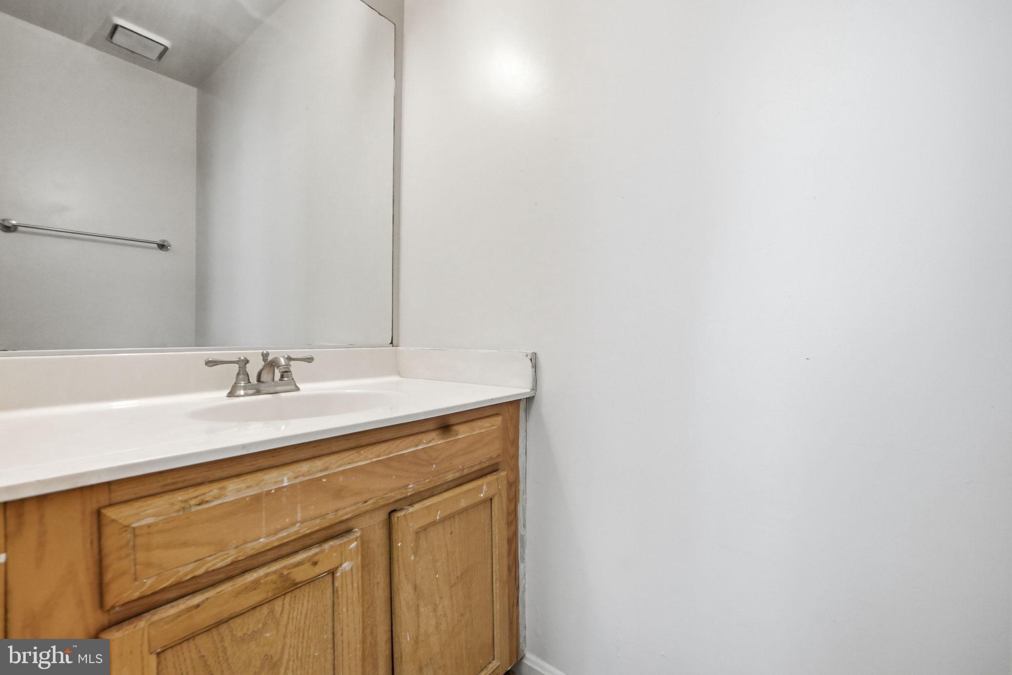 10606 FITZGIBBON COURT