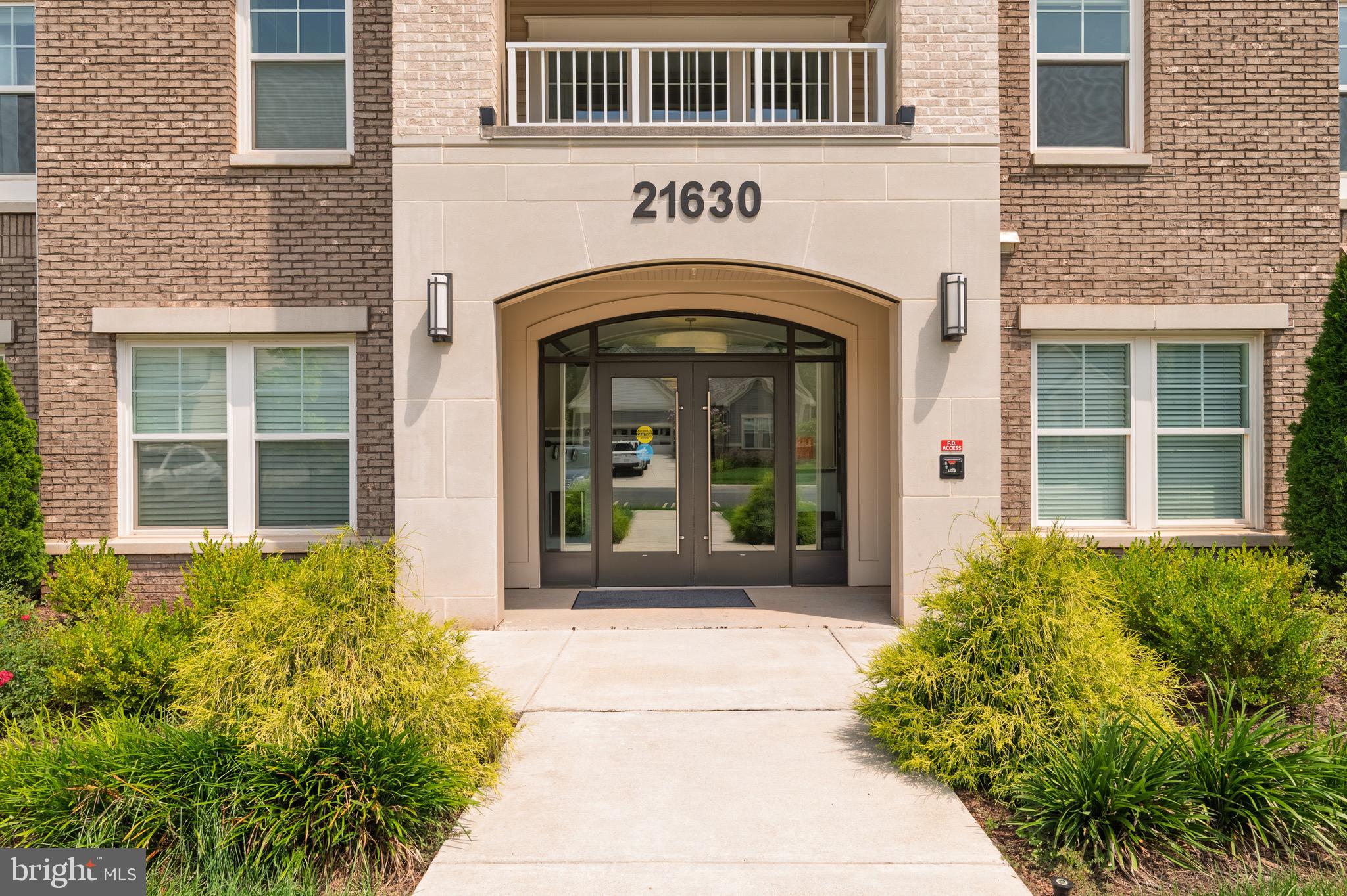 21630 HAWKSBILL HIGH CIRCLE 406