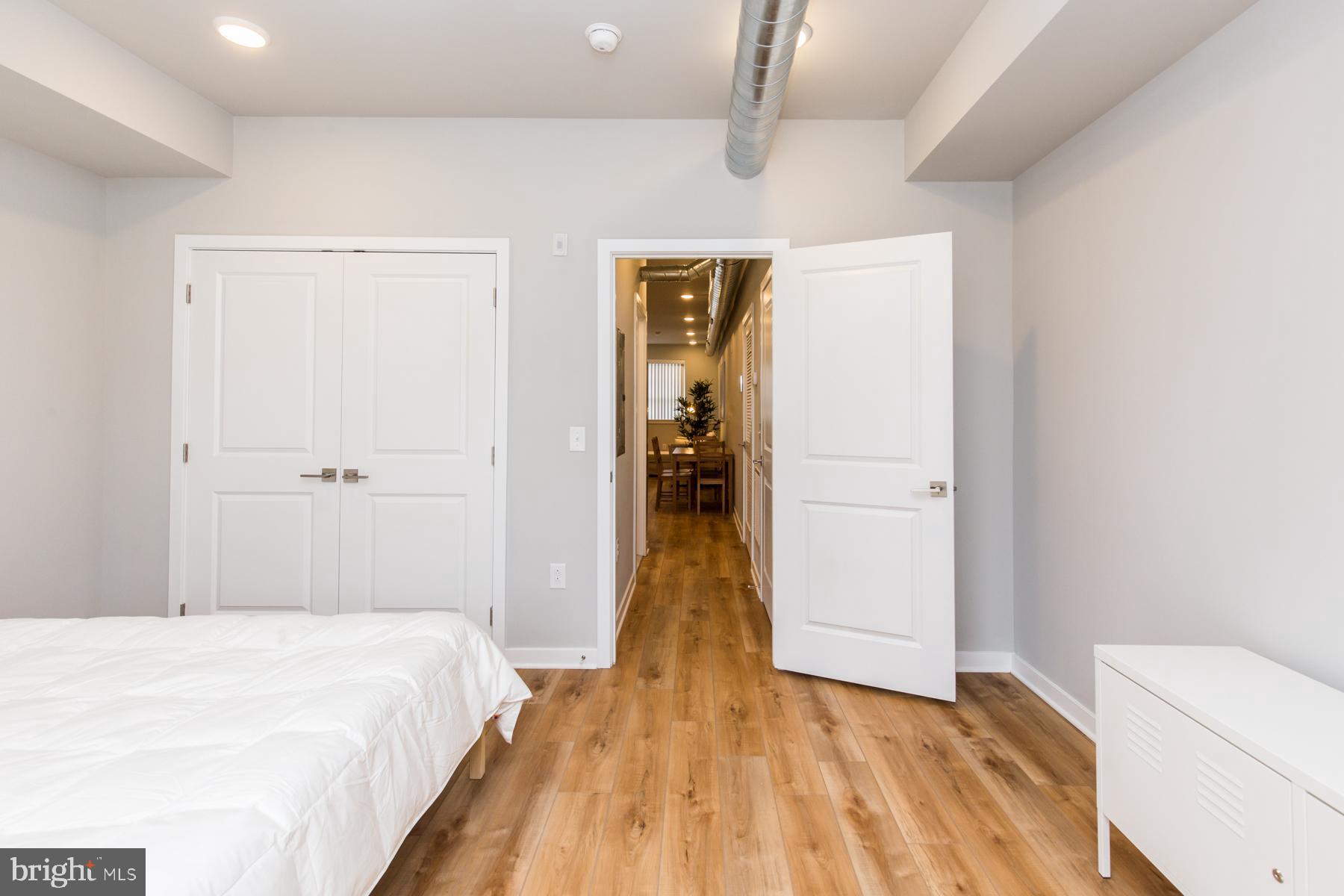 KENSINGTON - Residential Lease