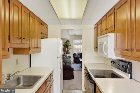 Tiny photo for 6265 Stanford Court, MECHANICSBURG, PA 17050 (MLS # PACB2051438)