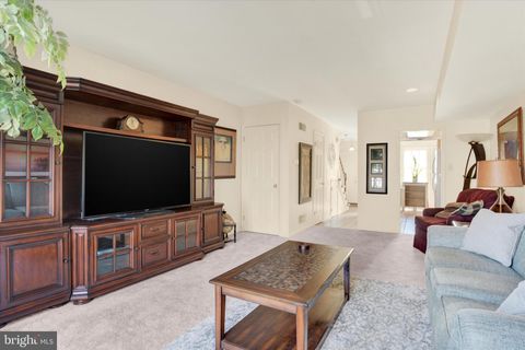 Tiny photo for 6265 Stanford Court, MECHANICSBURG, PA 17050 (MLS # PACB2051438)