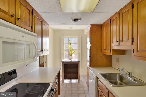 Tiny photo for 6265 Stanford Court, MECHANICSBURG, PA 17050 (MLS # PACB2051438)