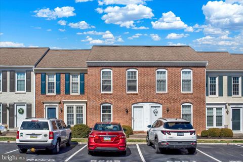 Tiny photo for 6265 Stanford Court, MECHANICSBURG, PA 17050 (MLS # PACB2051438)