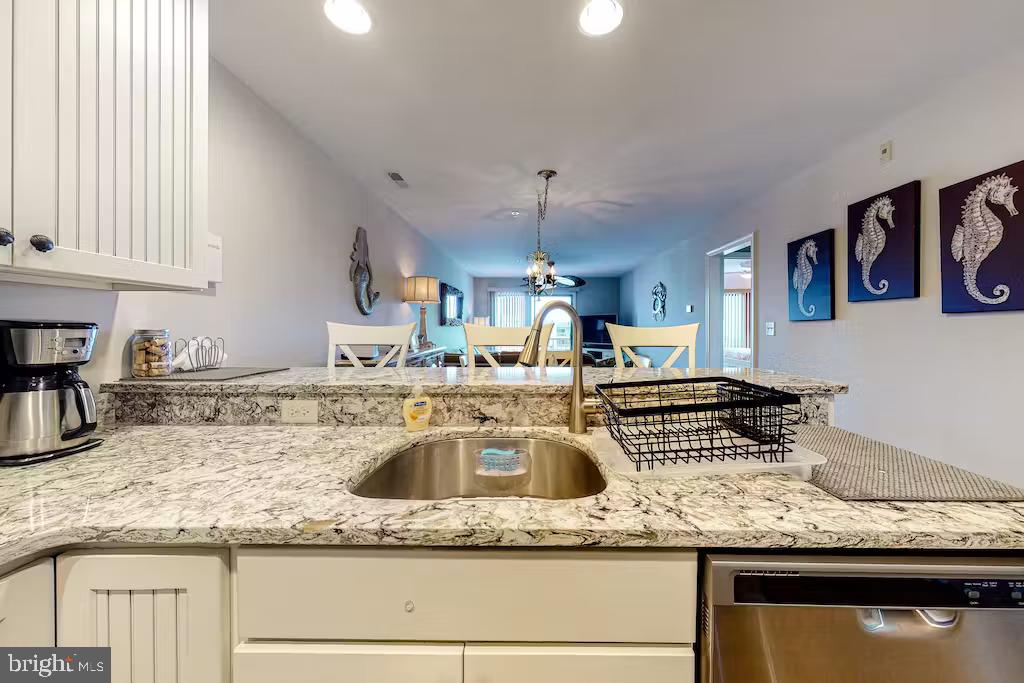 HARBOUR CLUB - Residential