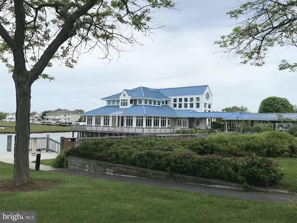 HARBOUR CLUB - Residential