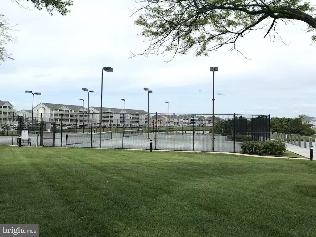 HARBOUR CLUB - Residential