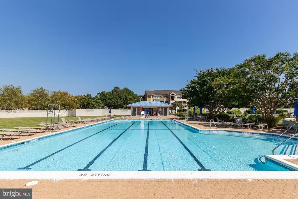 HARBOUR CLUB - Residential