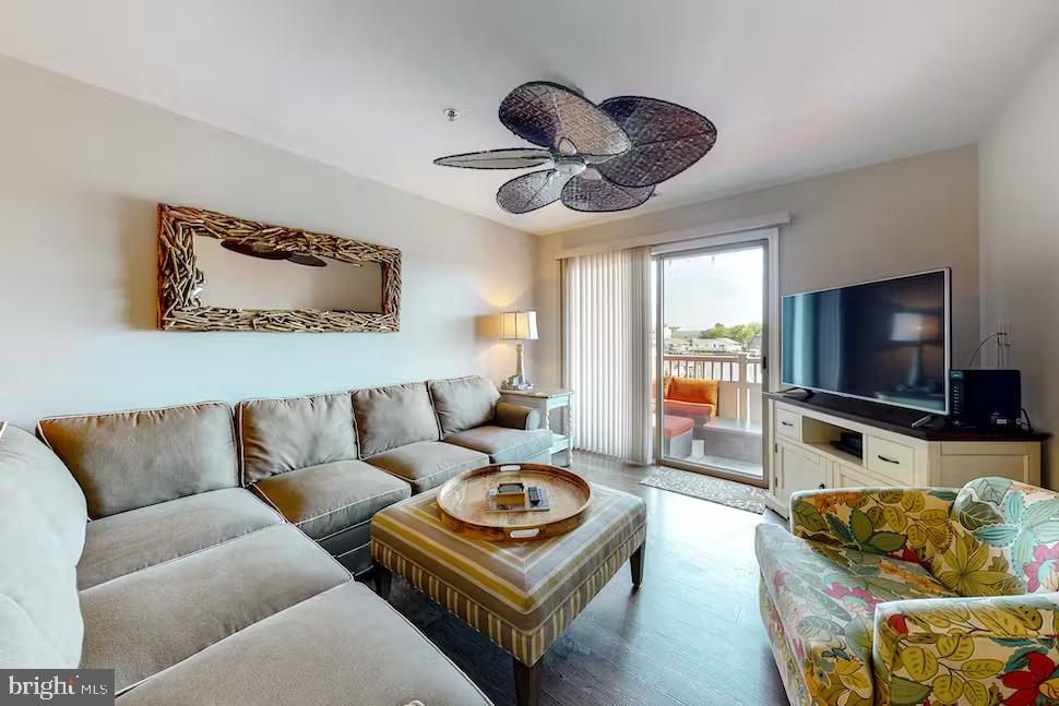 HARBOUR CLUB - Residential