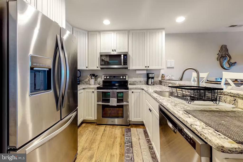 HARBOUR CLUB - Residential