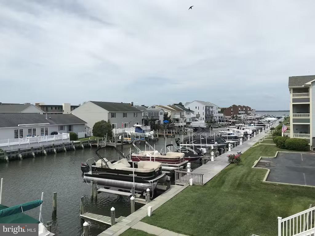 HARBOUR CLUB - Residential