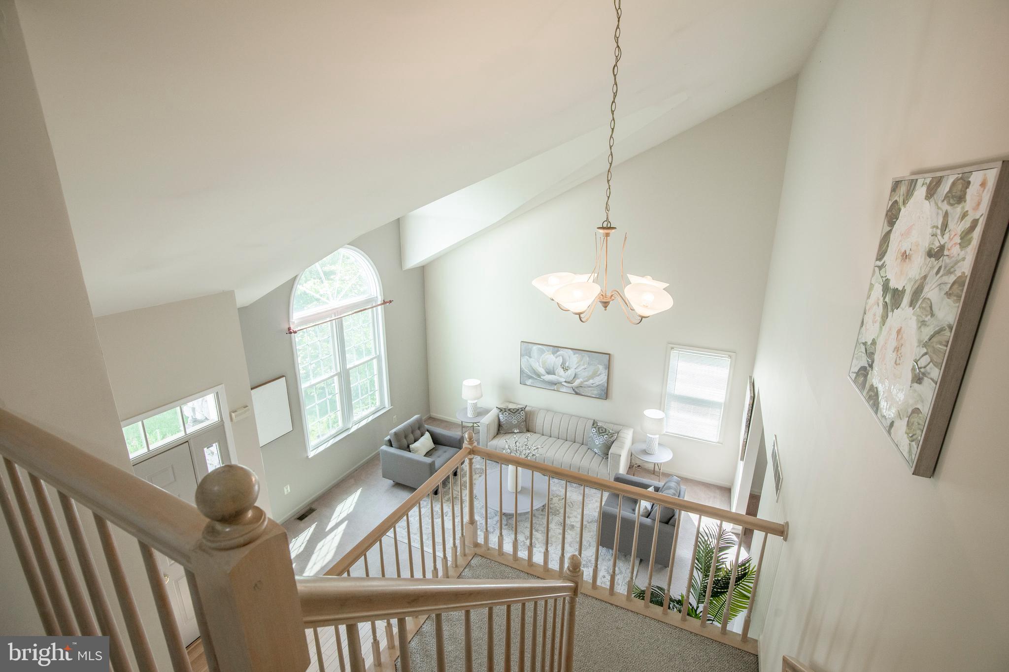 SELSIE VIL - Residential