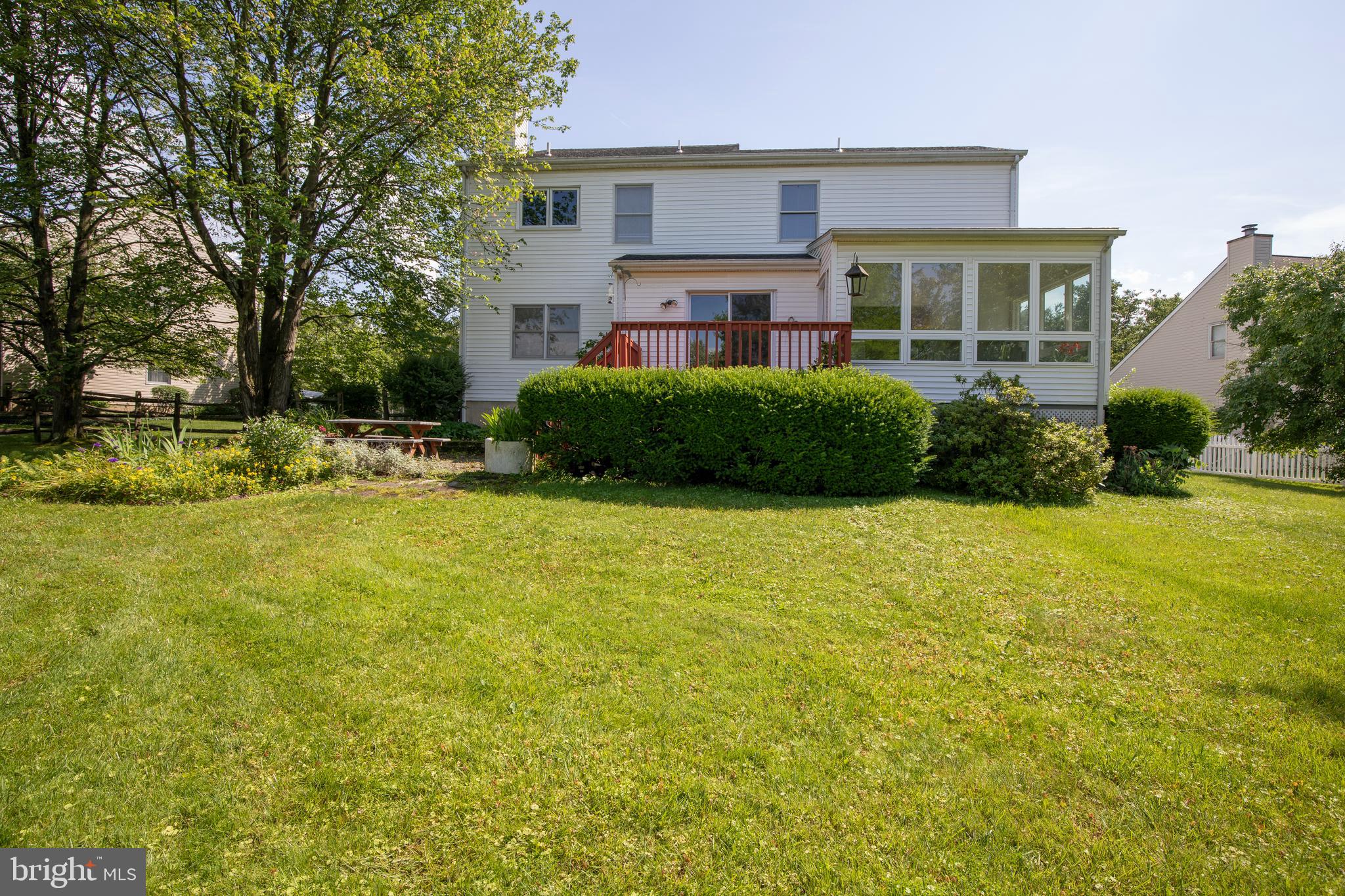 SELSIE VIL - Residential