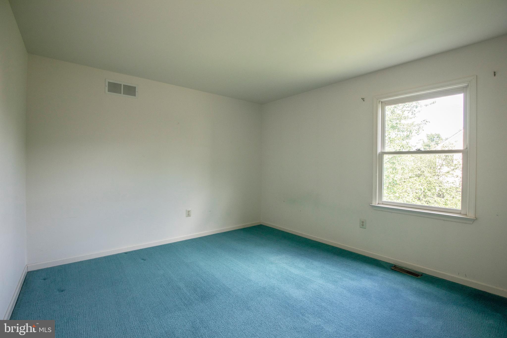 SELSIE VIL - Residential