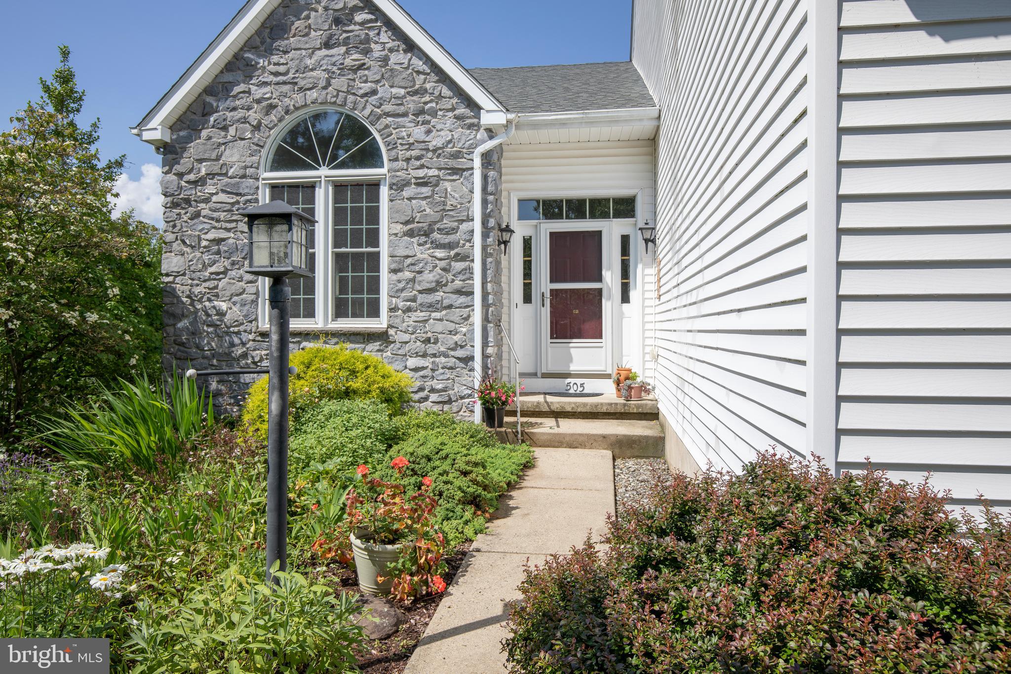 SELSIE VIL - Residential