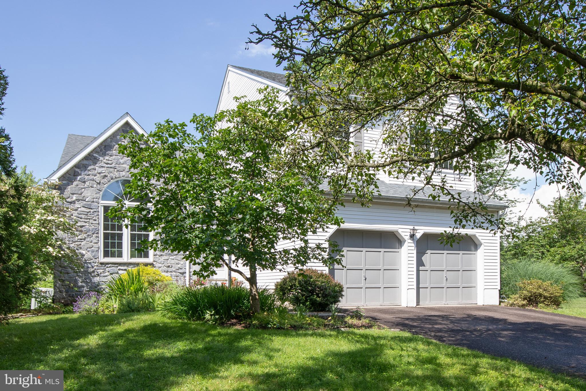 SELSIE VIL - Residential