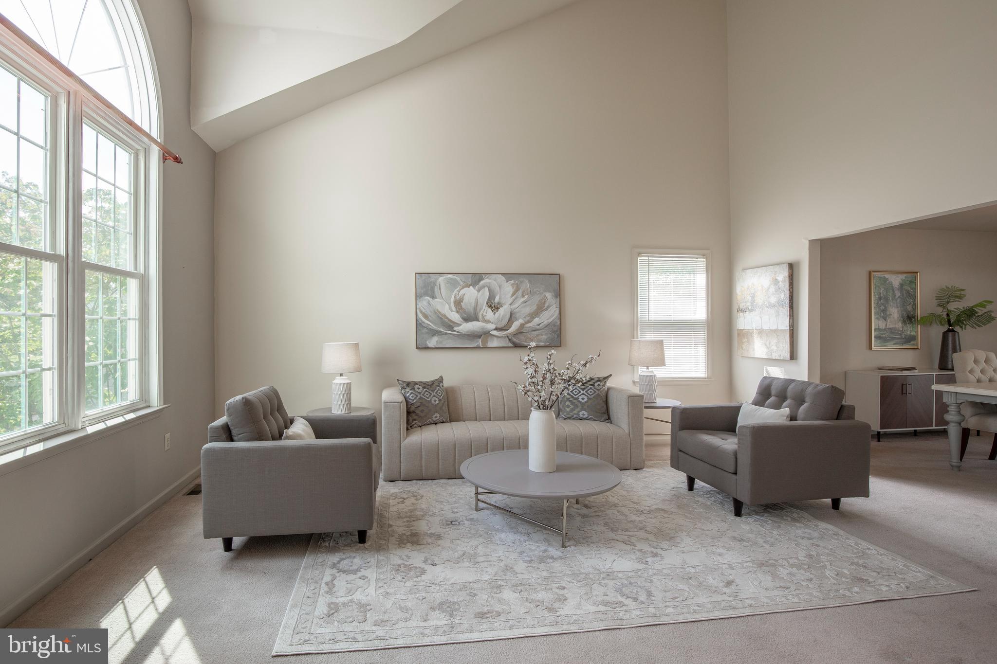 SELSIE VIL - Residential