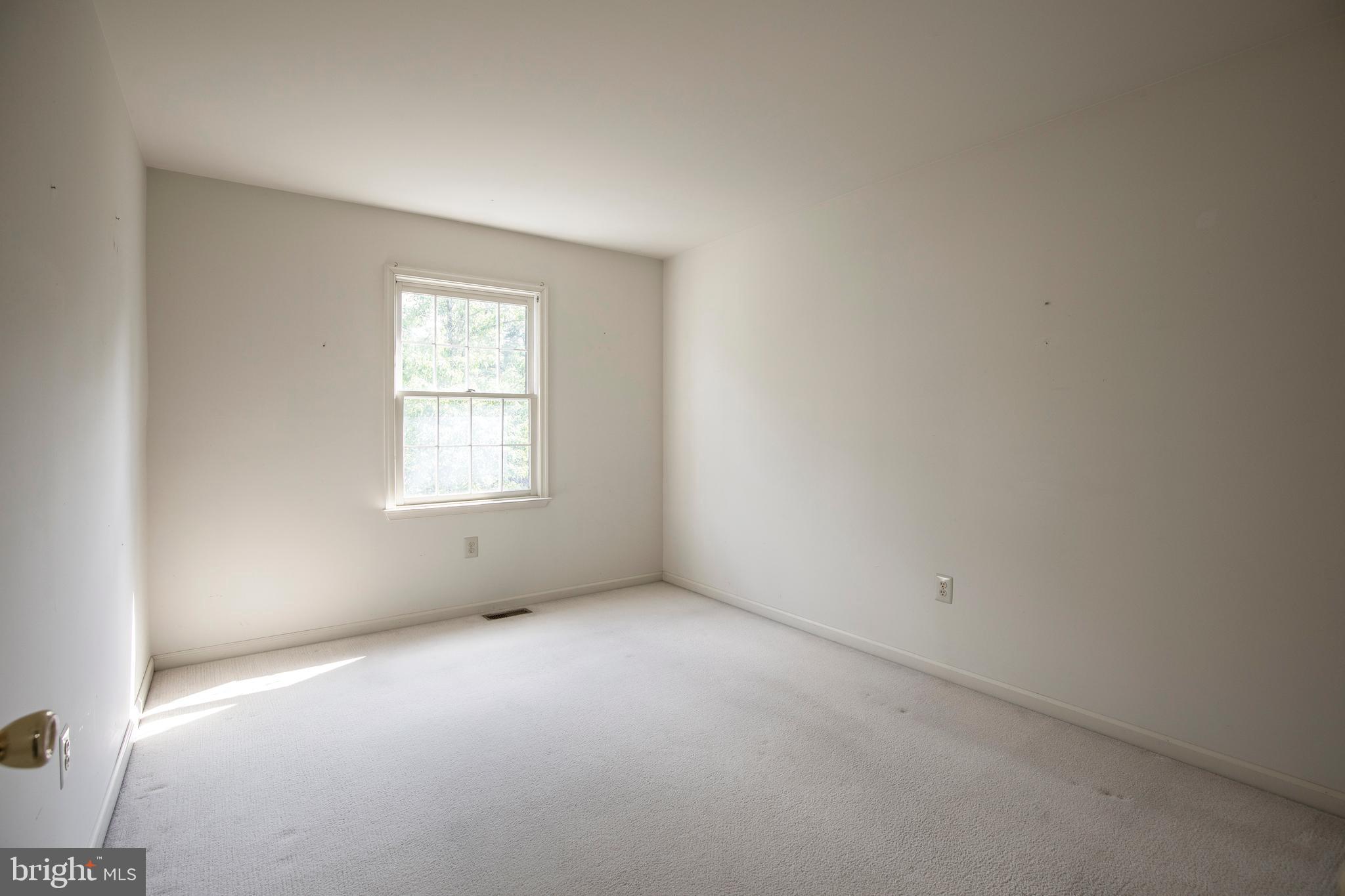 SELSIE VIL - Residential