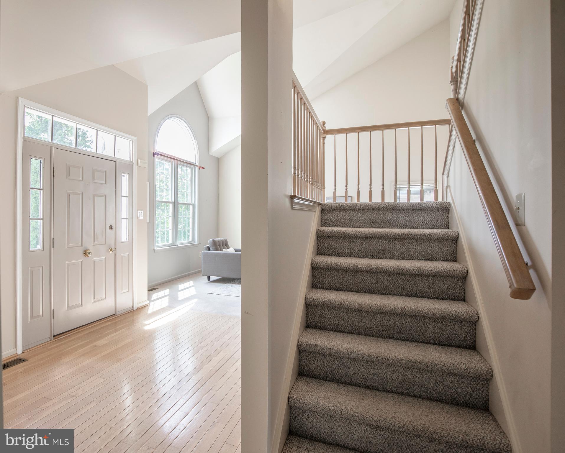 SELSIE VIL - Residential