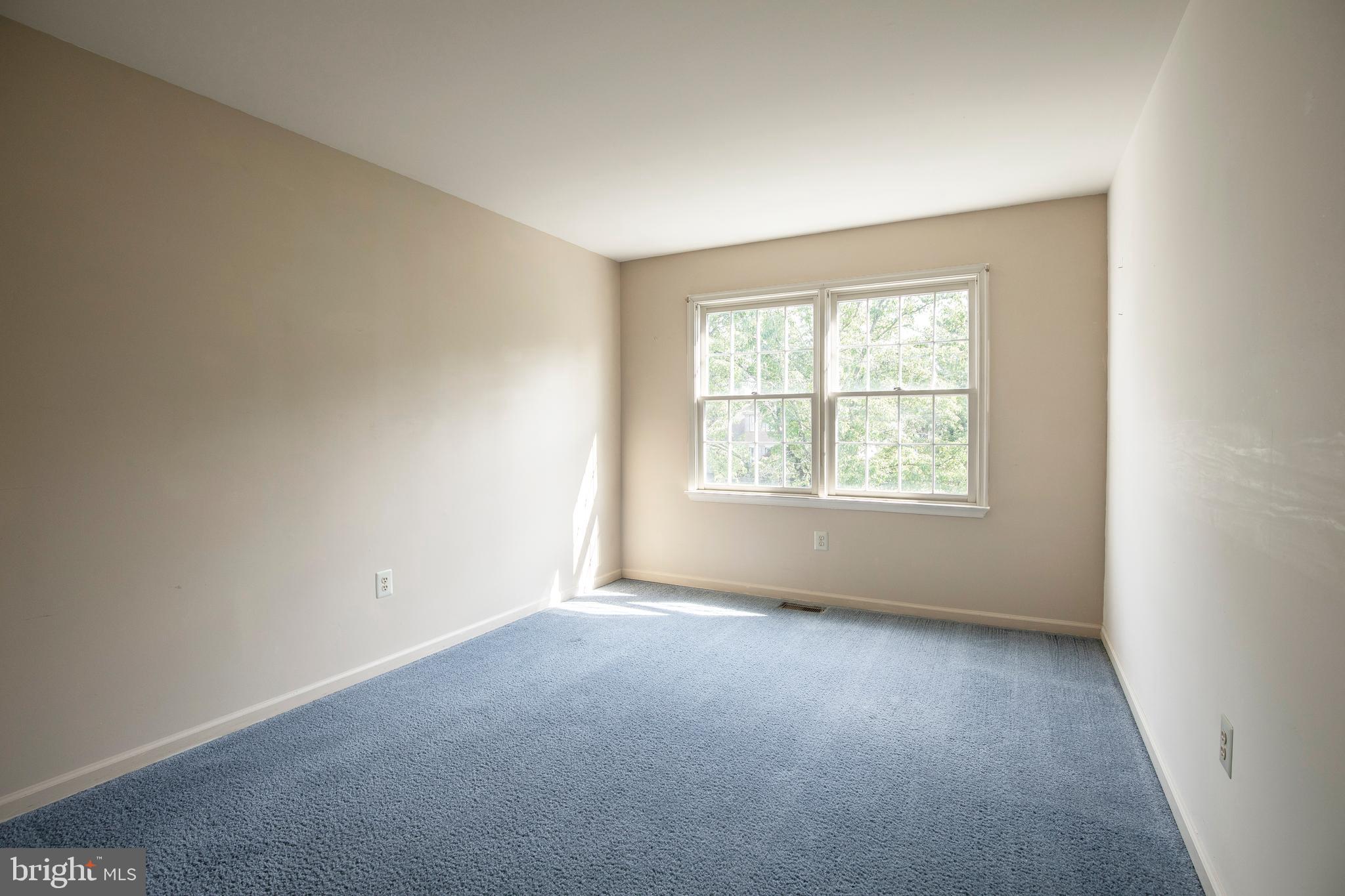 SELSIE VIL - Residential