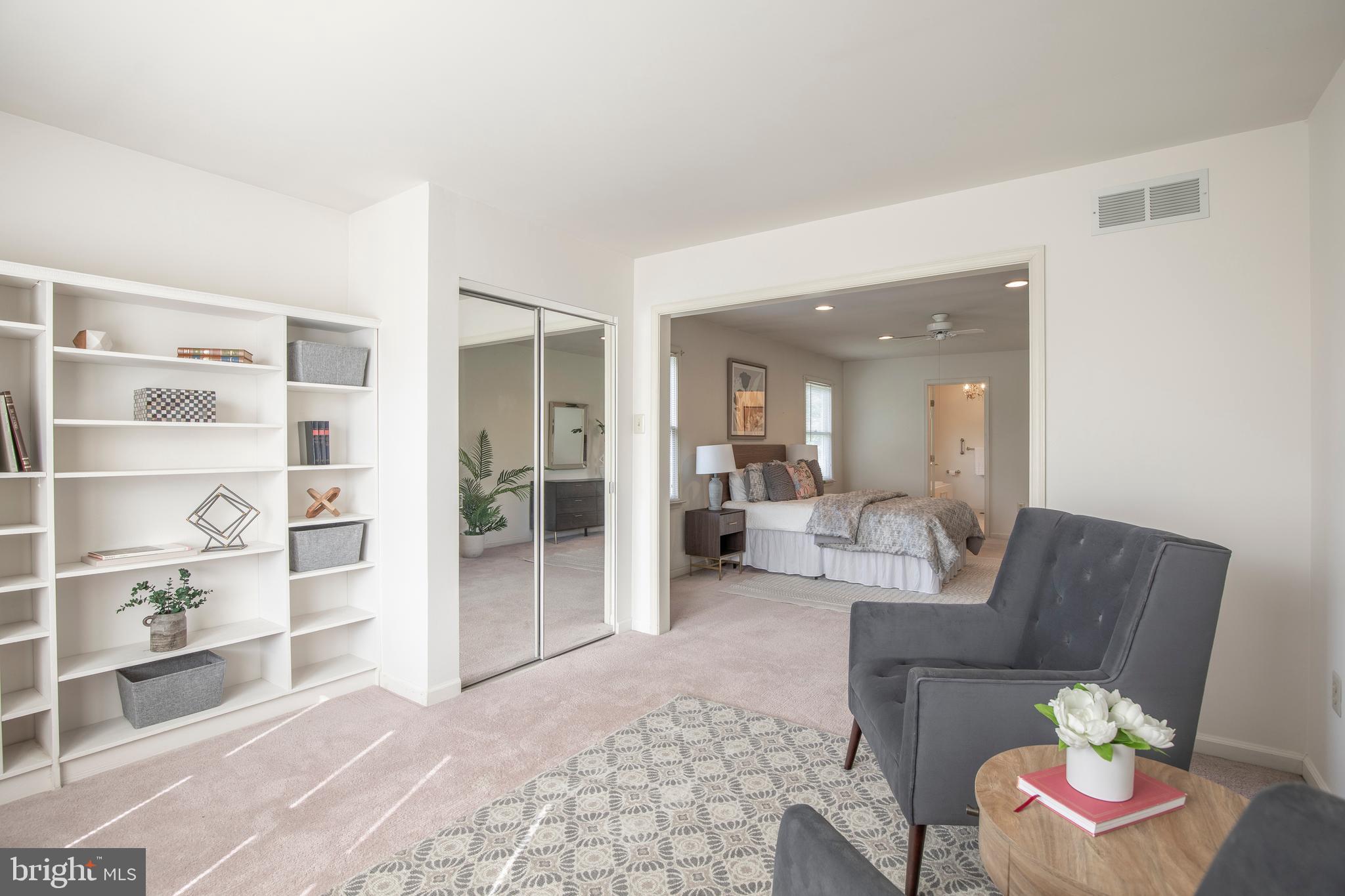 SELSIE VIL - Residential