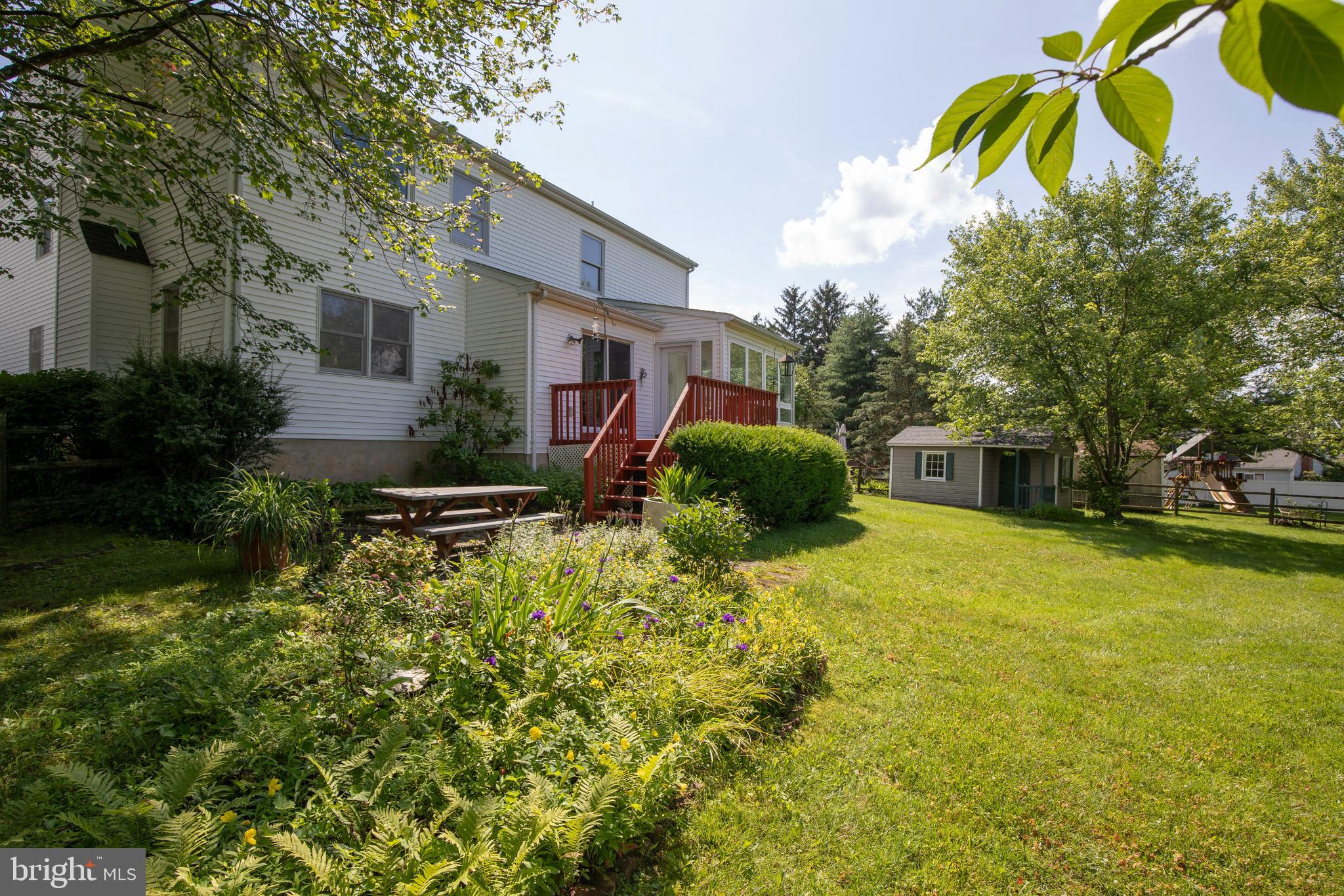 SELSIE VIL - Residential