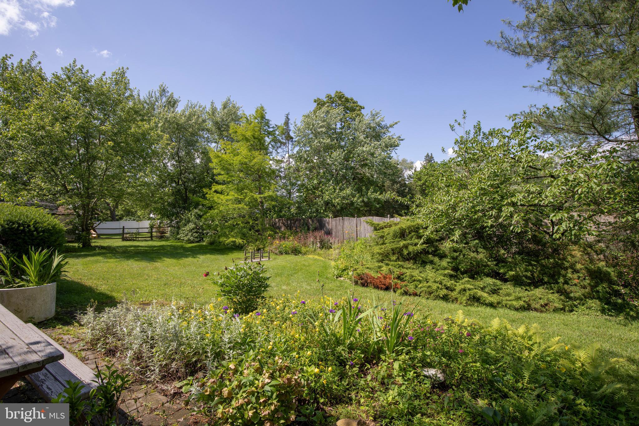 SELSIE VIL - Residential