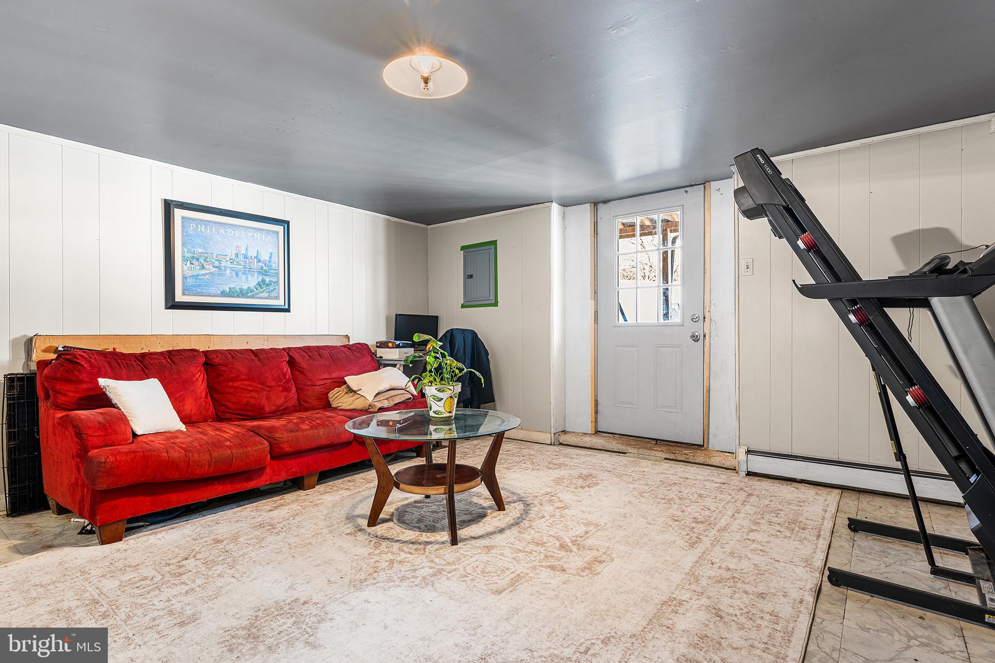 ROXBOROUGH - Residential