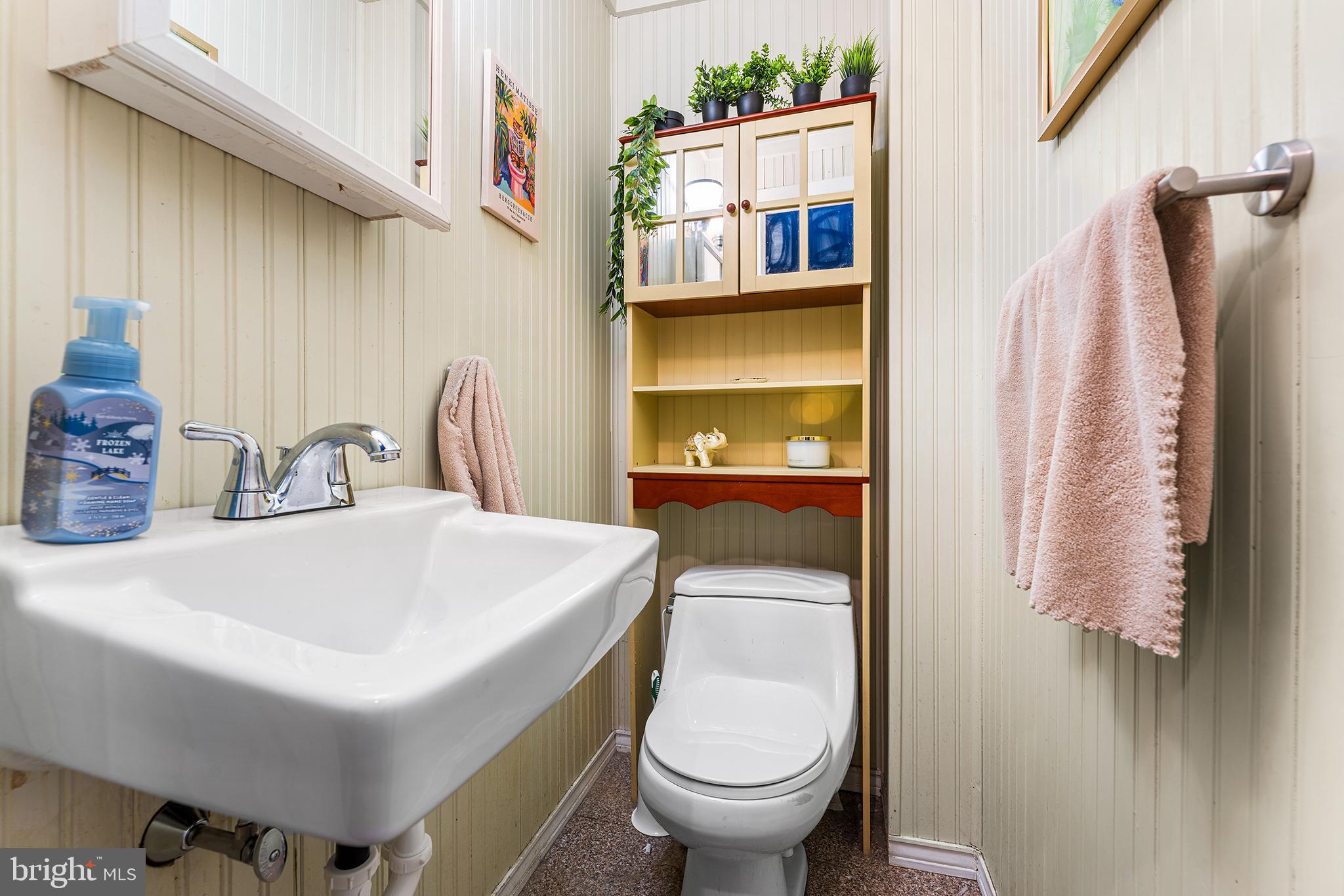 ROXBOROUGH - Residential