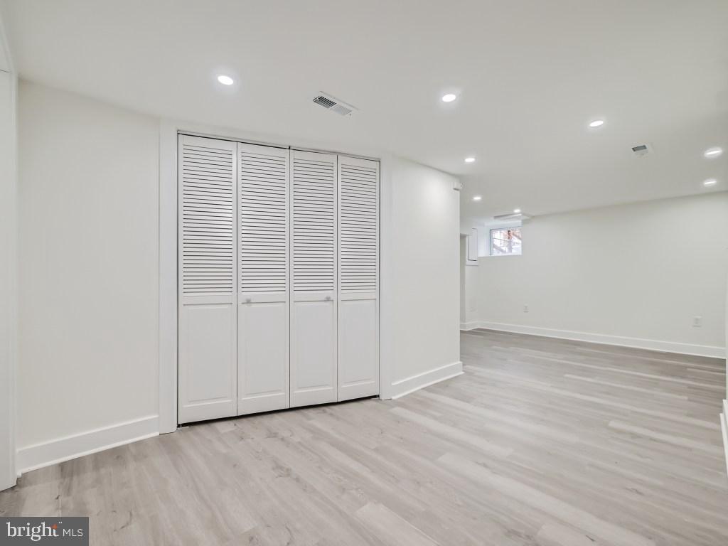 BROOKLYN - Residential