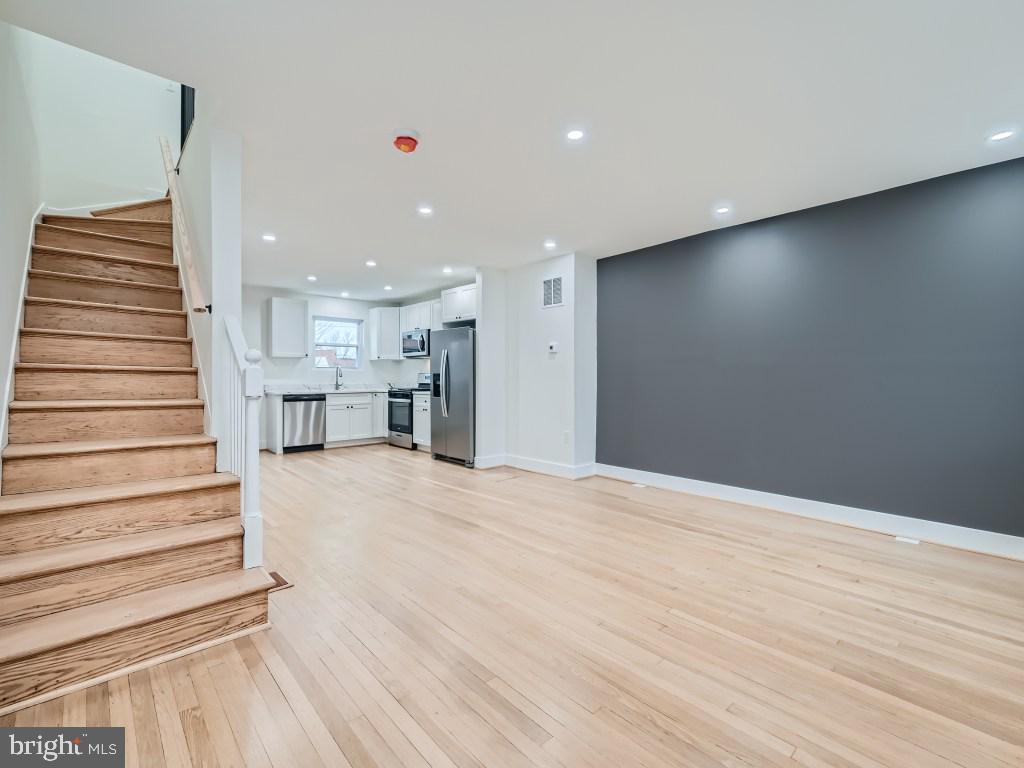 BROOKLYN - Residential