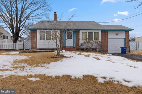 409 N GARDEN BOULEVARD BEVERLY NJ 08010