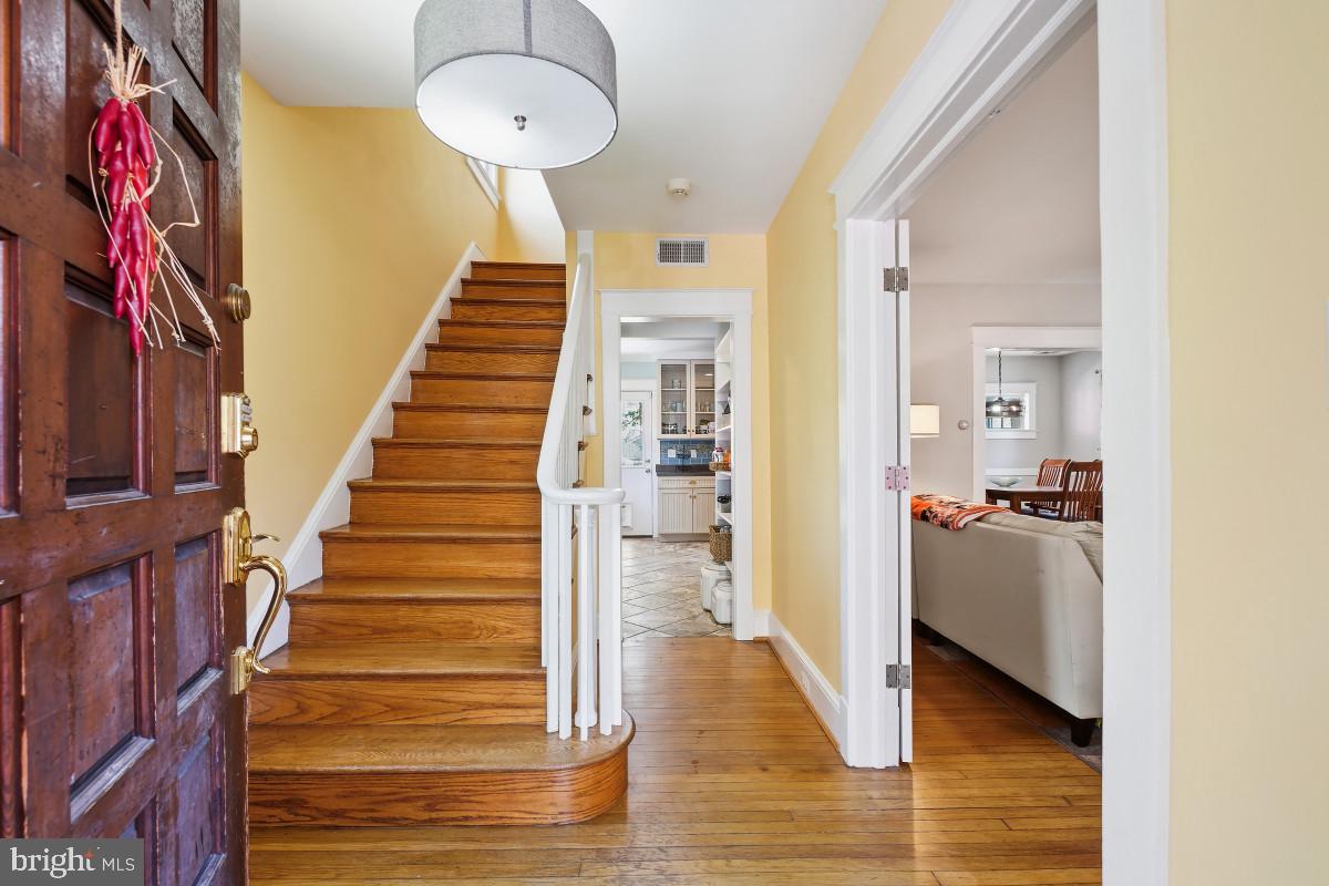 428 WHITTIER STREET NW