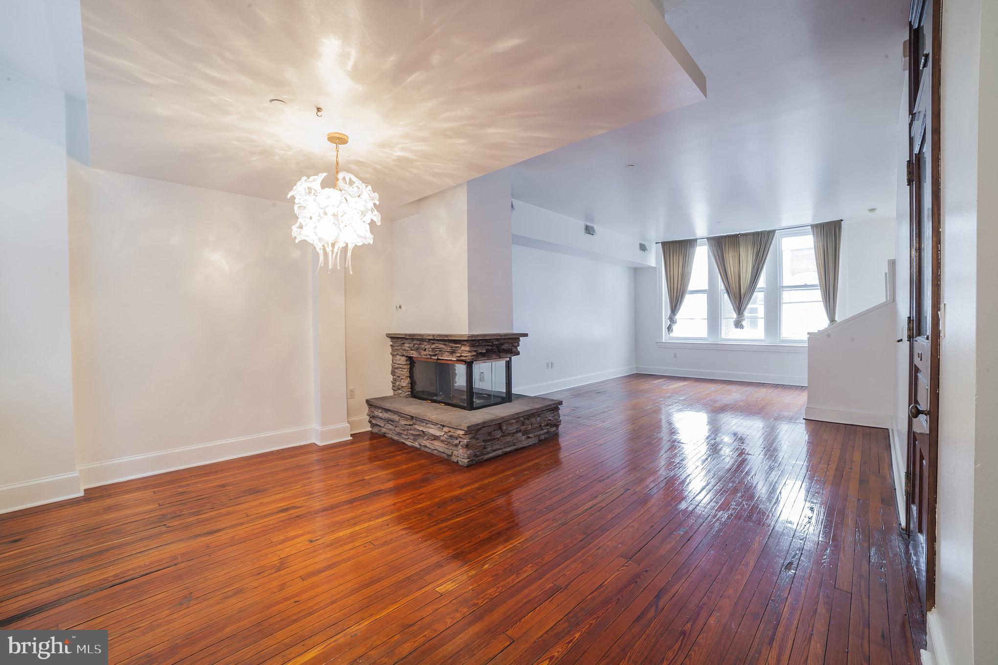 RITTENHOUSE SQUARE - Residential Lease