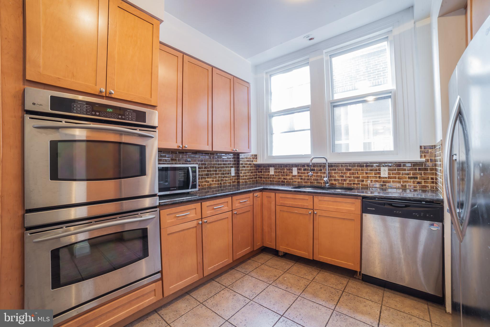 RITTENHOUSE SQUARE - Residential Lease
