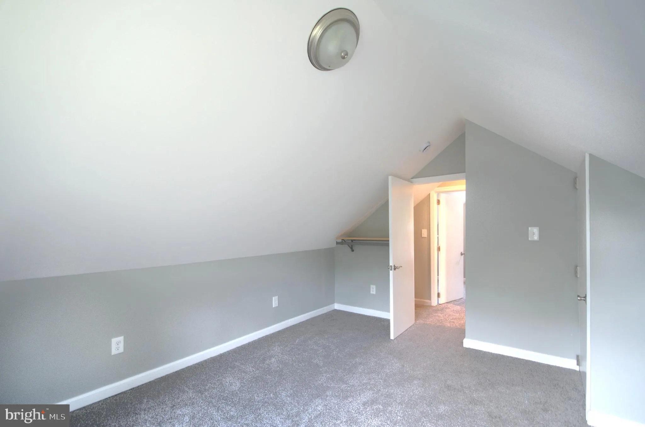 Port Norris, New Jersey 08349, United States, 4 Bedrooms Bedrooms, ,1 BathroomBathrooms,Residential,Active,207760