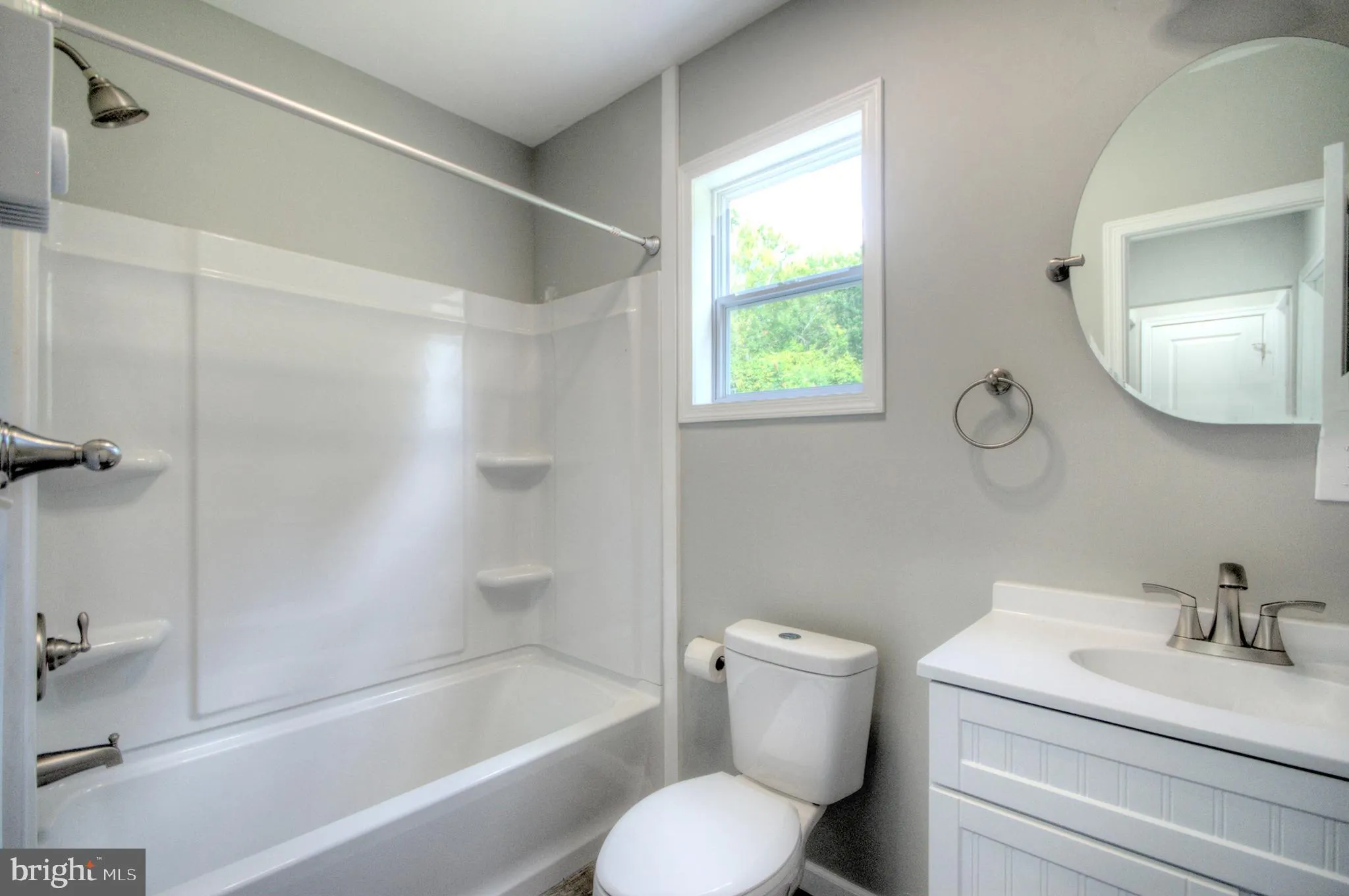 Port Norris, New Jersey 08349, United States, 4 Bedrooms Bedrooms, ,1 BathroomBathrooms,Residential,Active,207760