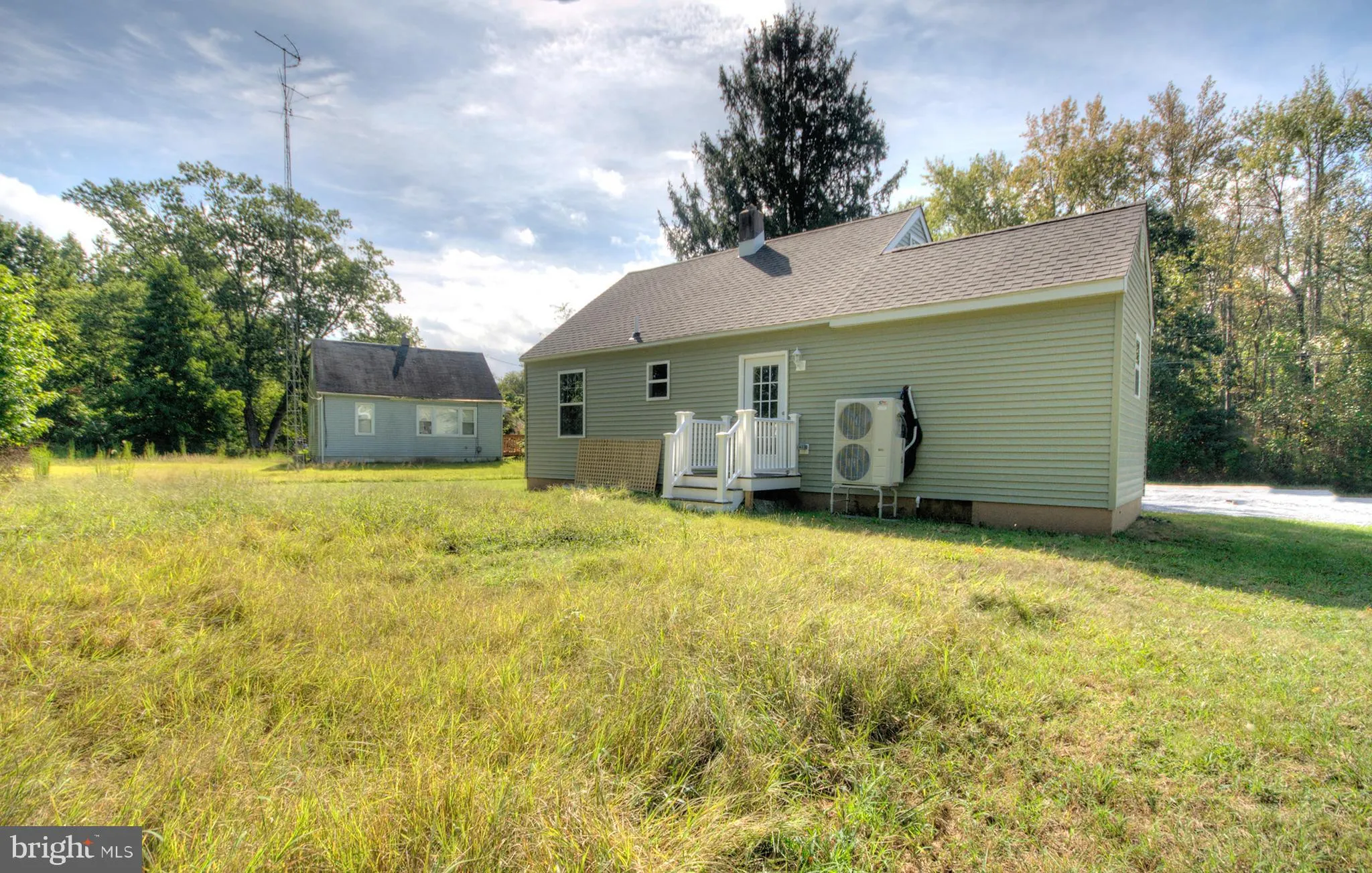 Port Norris, New Jersey 08349, United States, 4 Bedrooms Bedrooms, ,1 BathroomBathrooms,Residential,Active,207760