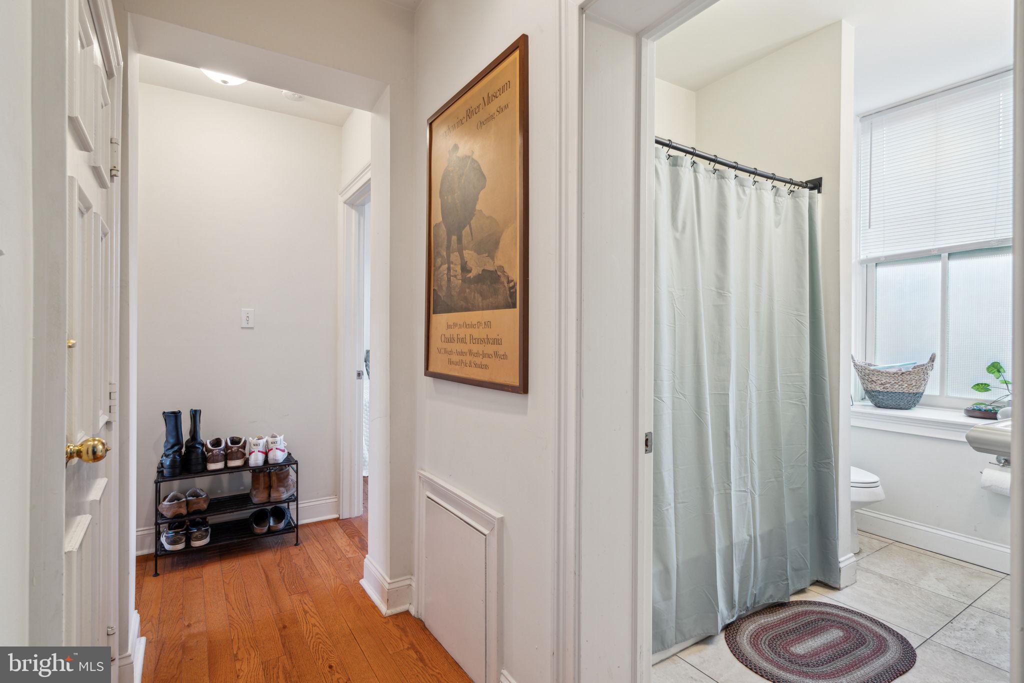 FAIRMOUNT - Commercial Sale