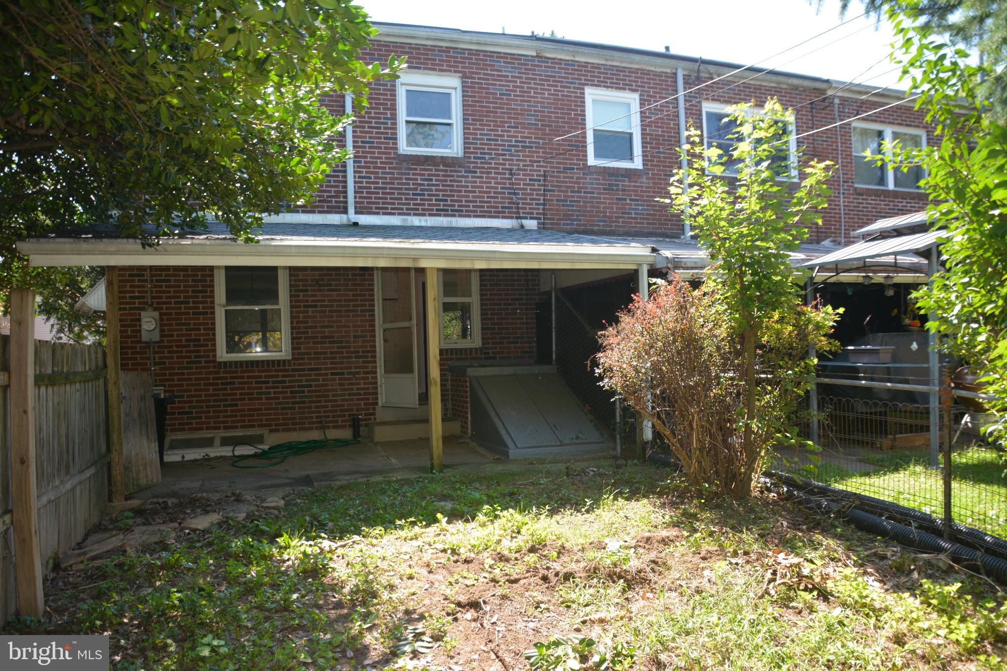 8TH WARD - Residential